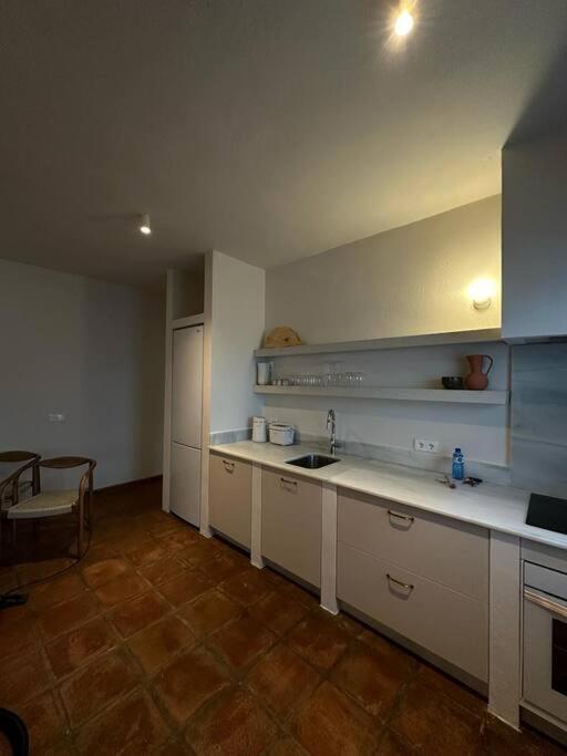 Apartment In Andalusian White Village Jimena De La Frontera Exterior photo