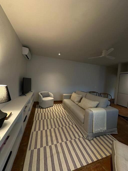 Apartment In Andalusian White Village Jimena De La Frontera Exterior photo